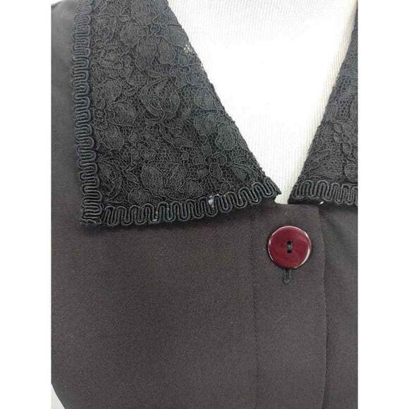 Vintage Johnathan Logan Black lace collar Dark Academia fitted button up size 10 - Picture 4 of 5
